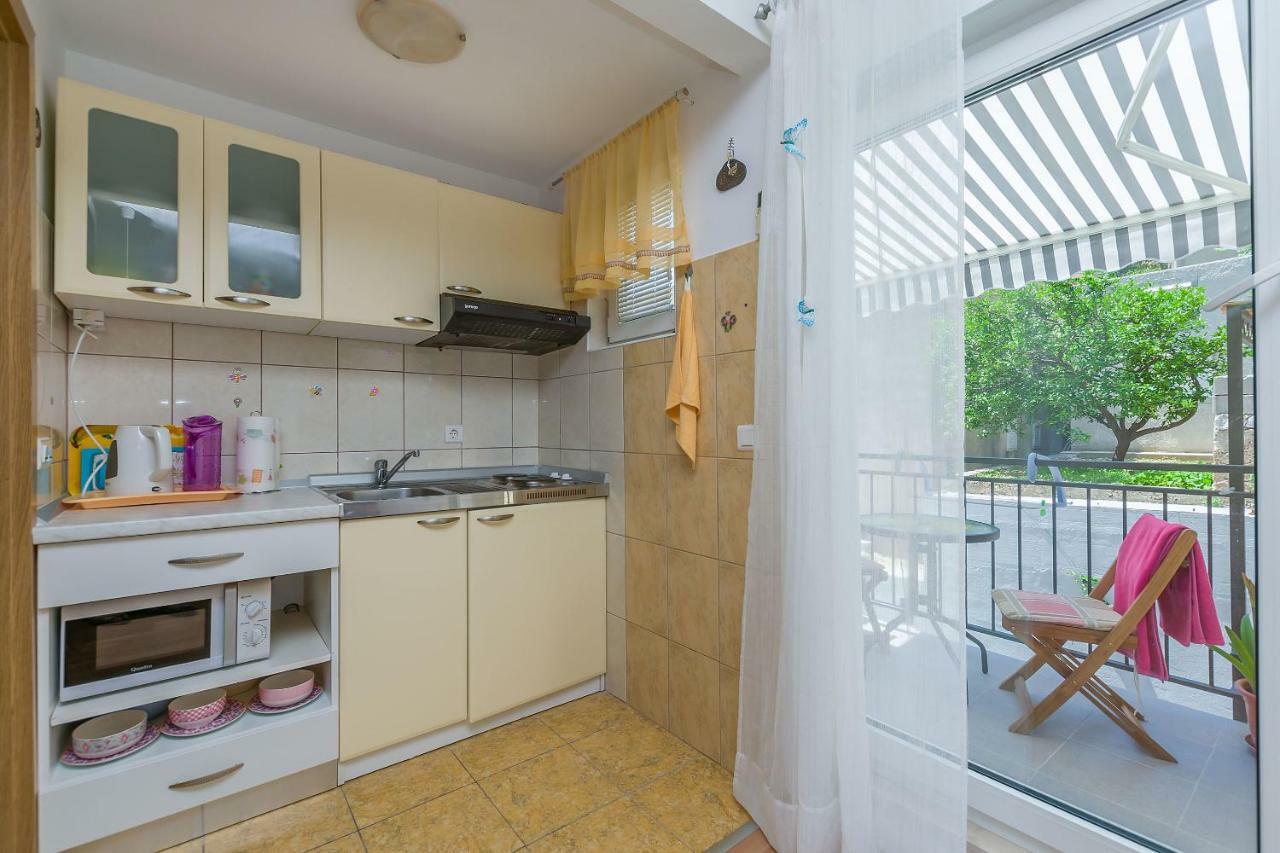 Apartment Ivanka Omiš Exterior foto